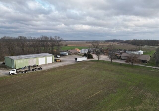 11674347-4gtQB87sdbdTNGkW